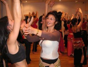 fatima-chekkor-teacher-oriental-dance-adult-course-cdm.jpg